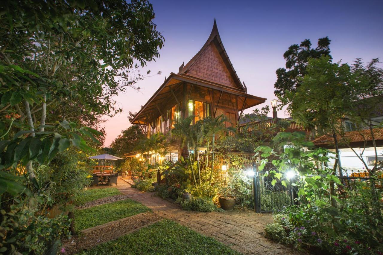 Cattani'S Riverside Home Ayutthaya Exteriér fotografie