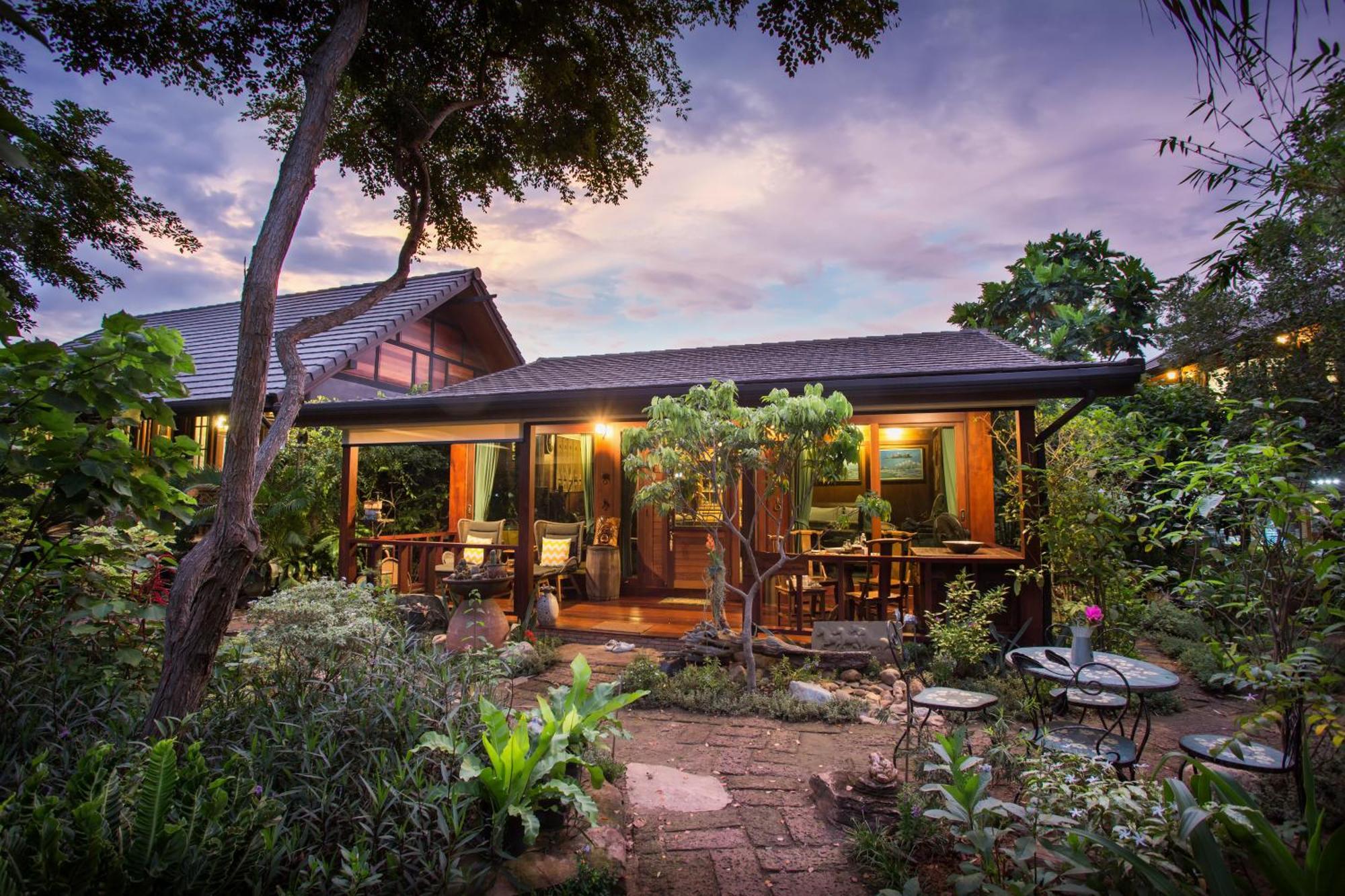Cattani'S Riverside Home Ayutthaya Exteriér fotografie
